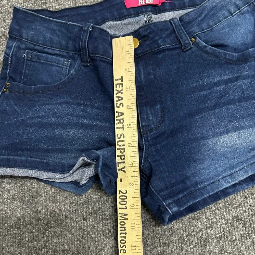 ALIBI denim shorts